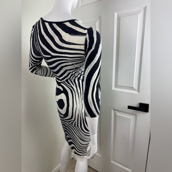 Just Cavalli Vintage Black and White Bodycon Long Sleeve Dress Size 40. #208 - Picture 5 of 17